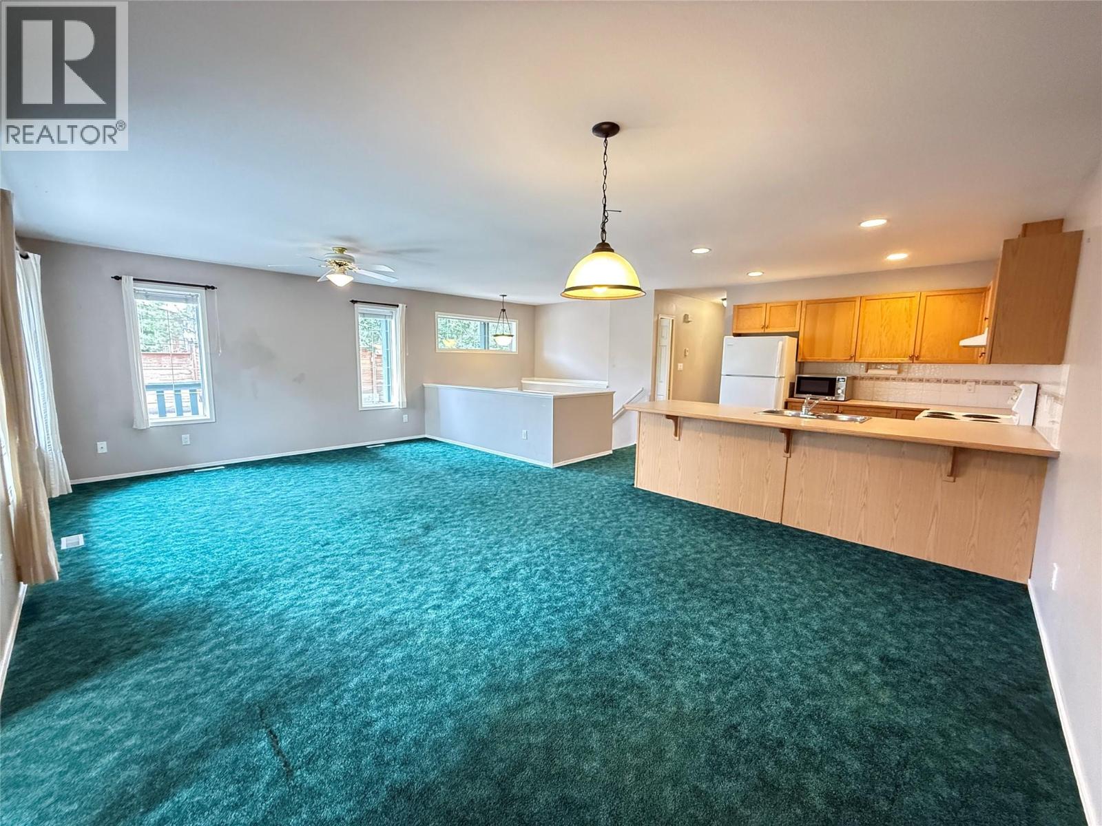 18a Wolf Crescent, Windermere, British Columbia  V0A 1K2 - Photo 11 - 10394861