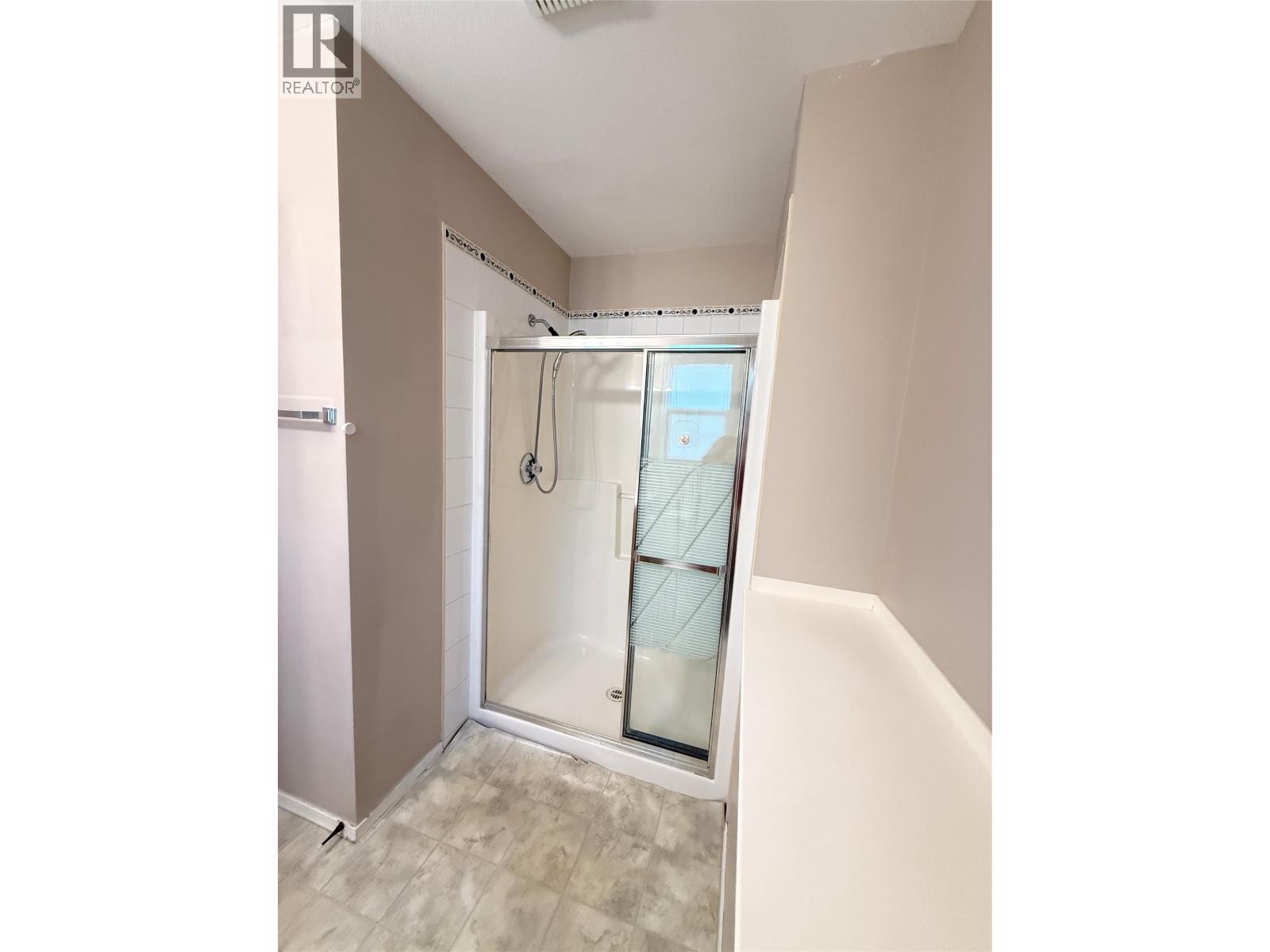 18a Wolf Crescent, Windermere, British Columbia  V0A 1K2 - Photo 22 - 10394861