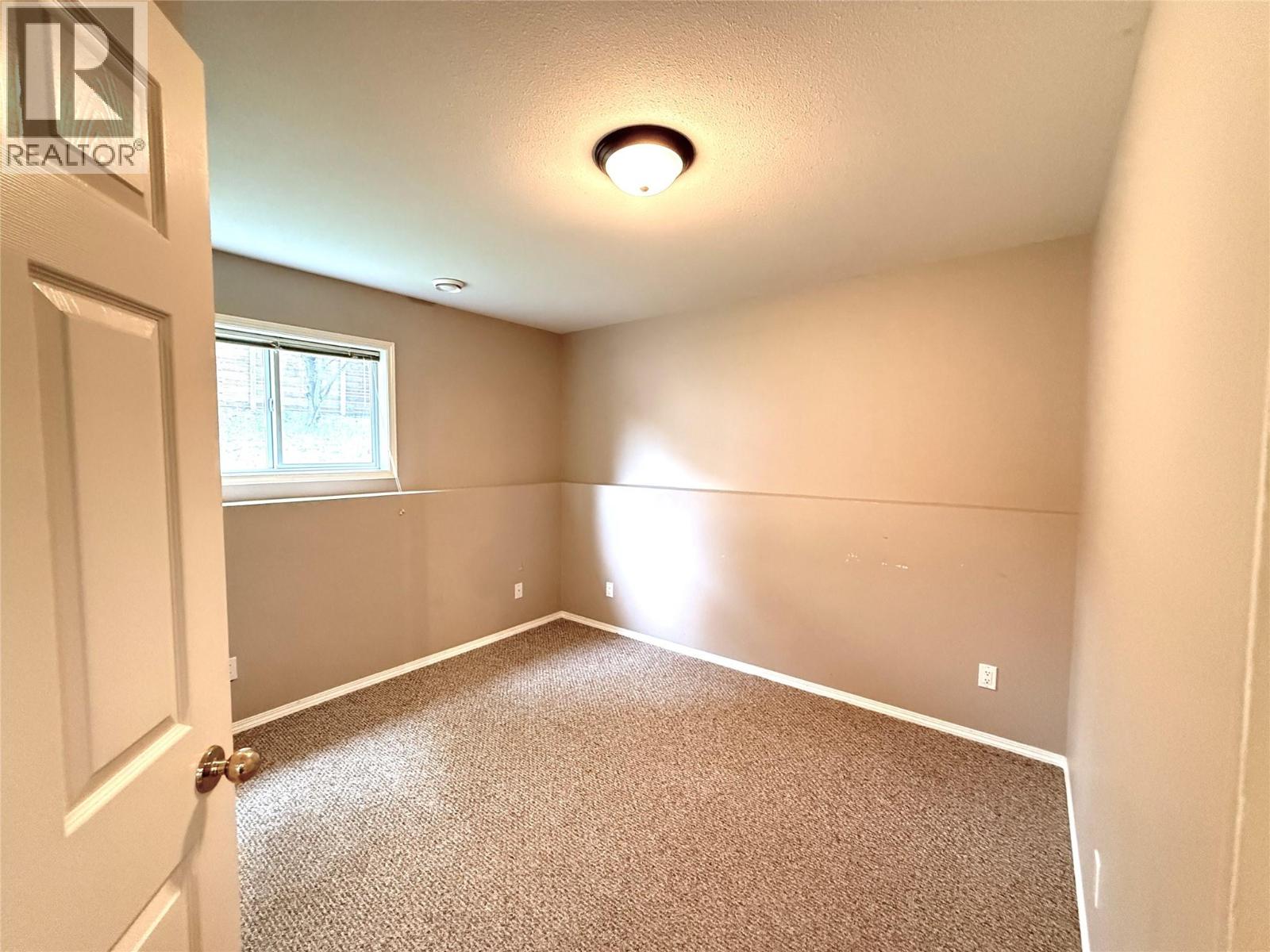 18a Wolf Crescent, Windermere, British Columbia  V0A 1K2 - Photo 33 - 10394861