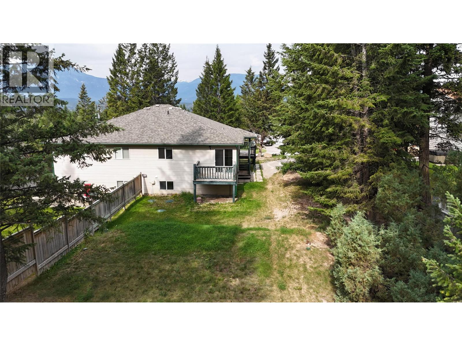 18a Wolf Crescent, Windermere, British Columbia  V0A 1K2 - Photo 39 - 10394861