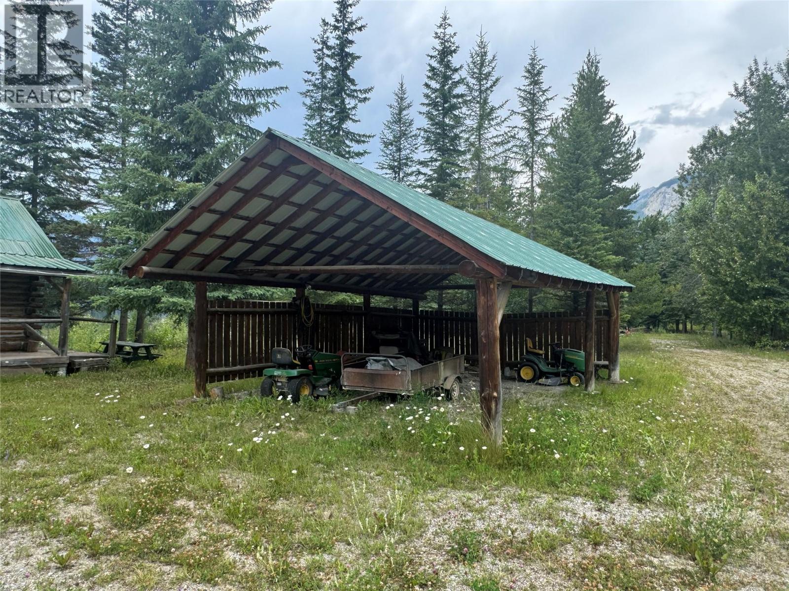 2810 Beaverfoot Rd Road, Golden, British Columbia  V0A 1H0 - Photo 14 - 10394809