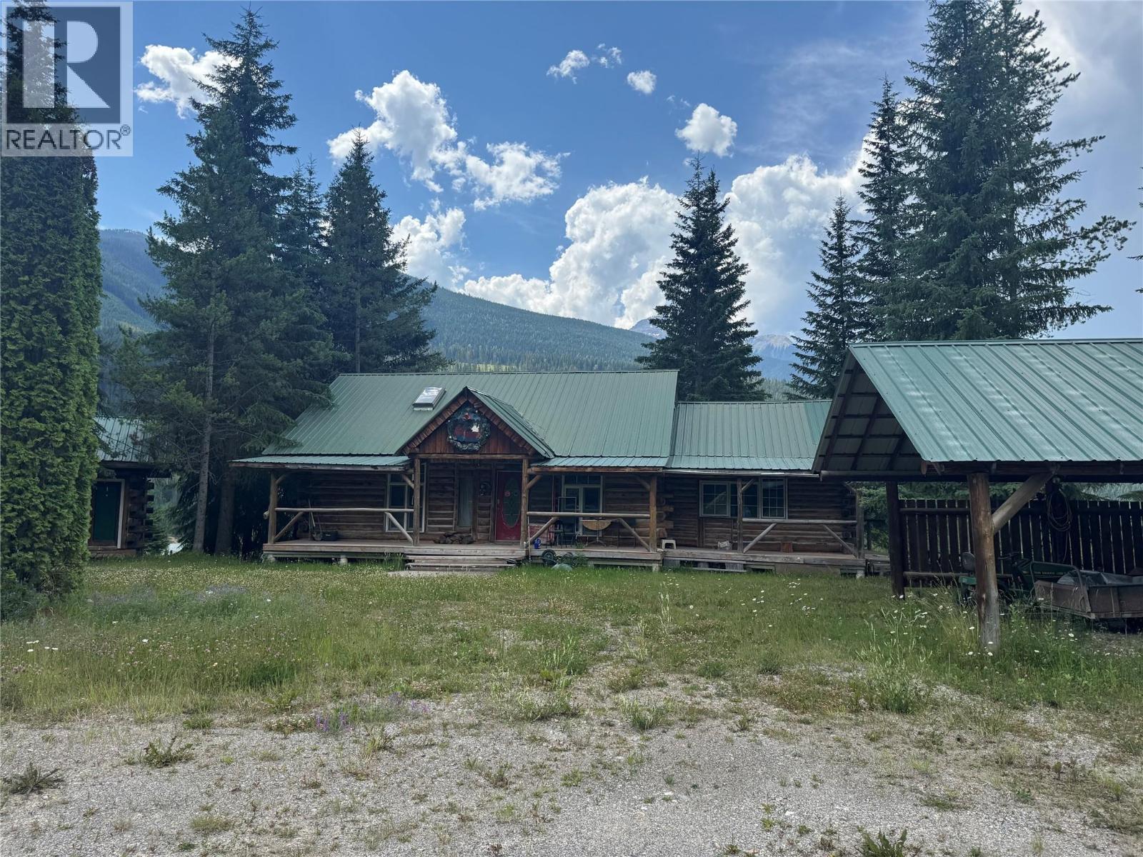 2810 Beaverfoot Rd Road, Golden, British Columbia  V0A 1H0 - Photo 2 - 10394809