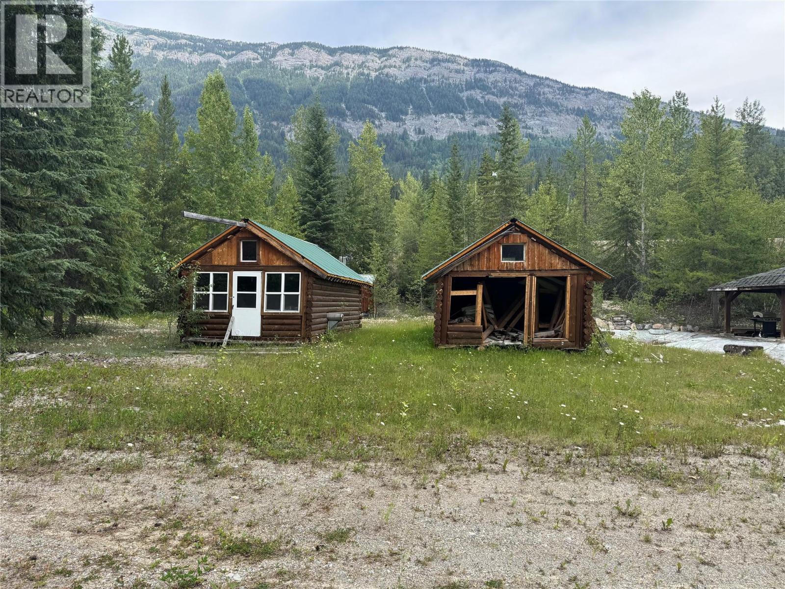2810 Beaverfoot Rd Road, Golden, British Columbia  V0A 1H0 - Photo 9 - 10394809