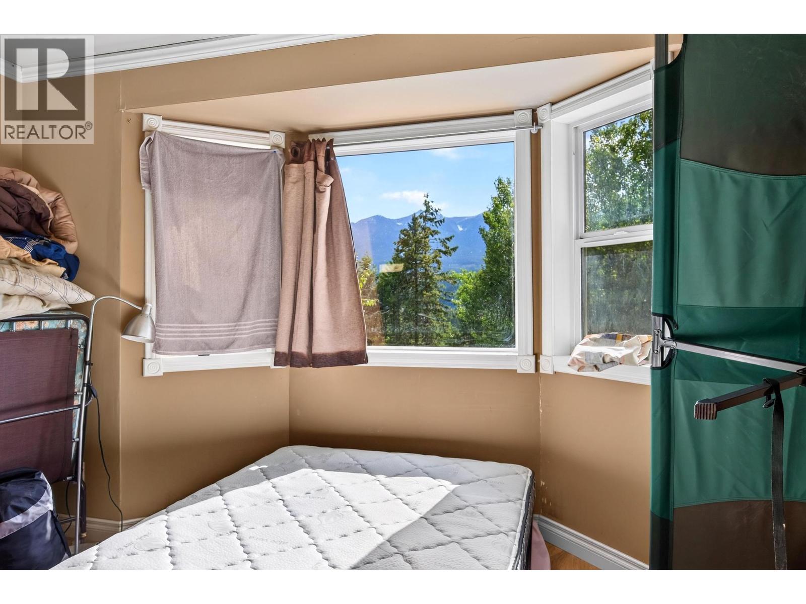 1664 Trans Canada  N Highway, Golden, British Columbia  V0A 1H0 - Photo 47 - 10393639