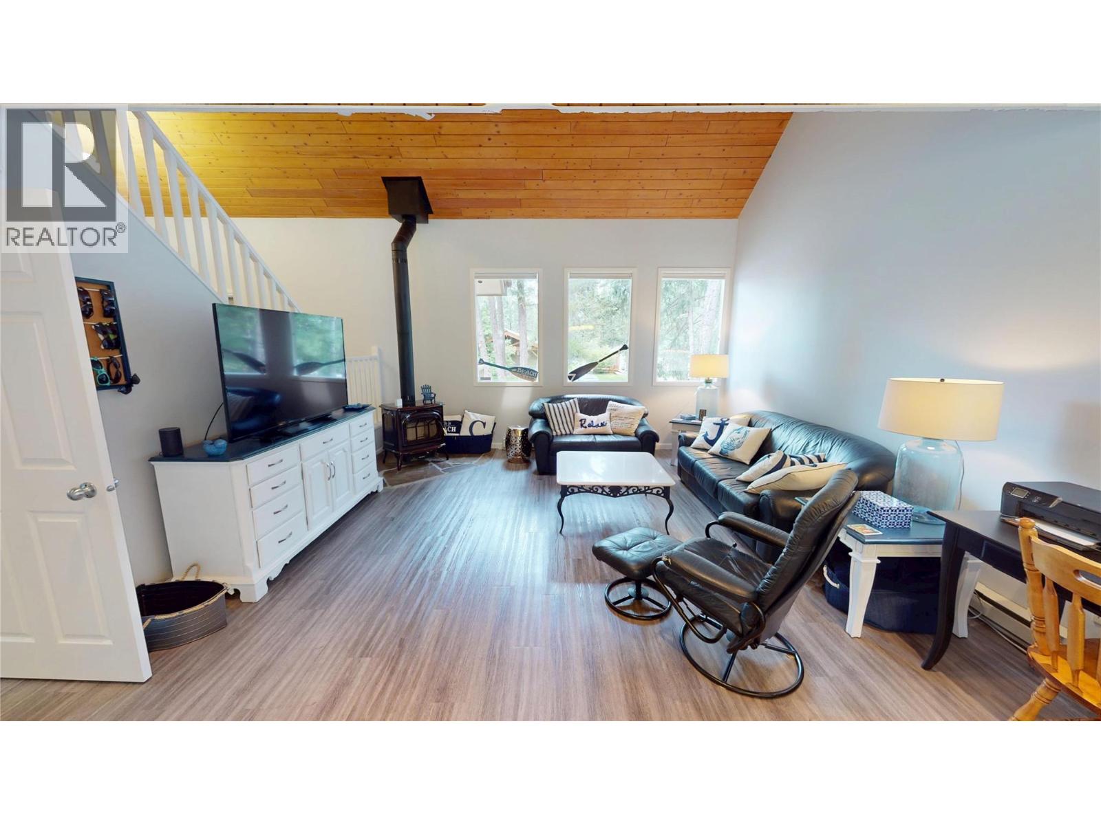 4878 Ridge Crescent, Windermere, British Columbia  V0A 1K3 - Photo 9 - 10394838