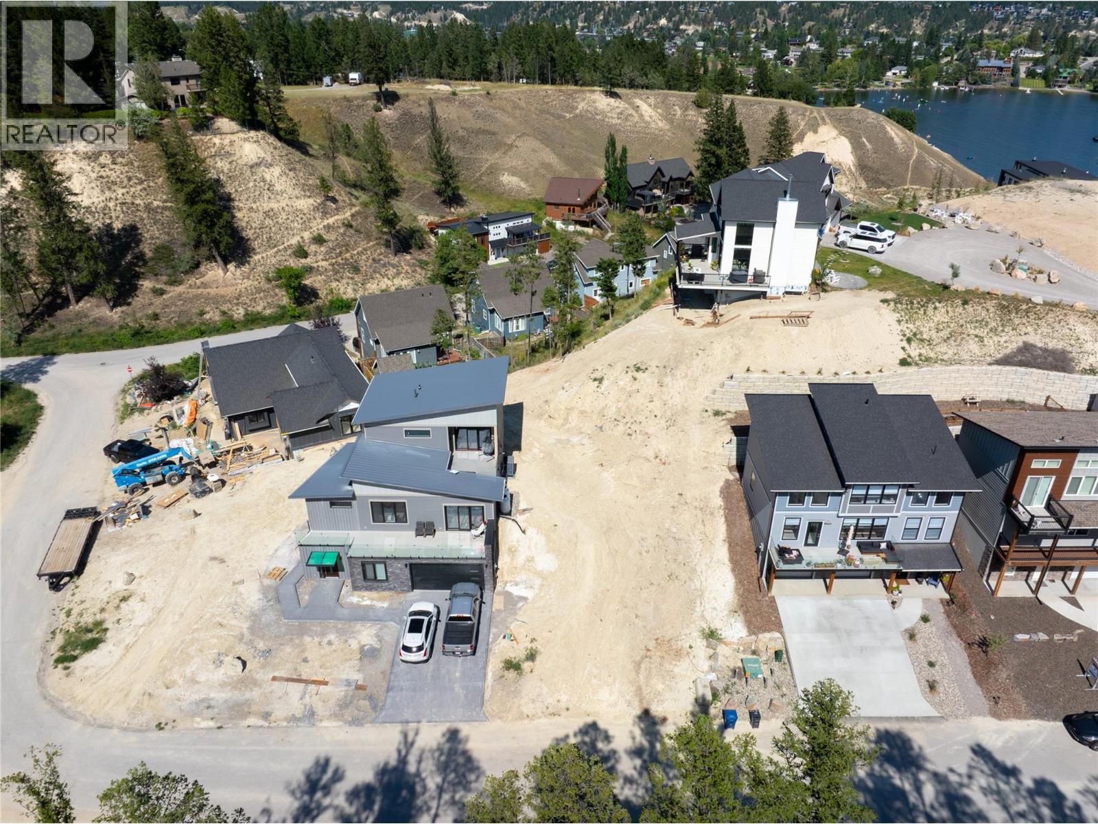 766 Taynton Drive, Invermere, British Columbia  V0A 1K0 - Photo 8 - 10394414