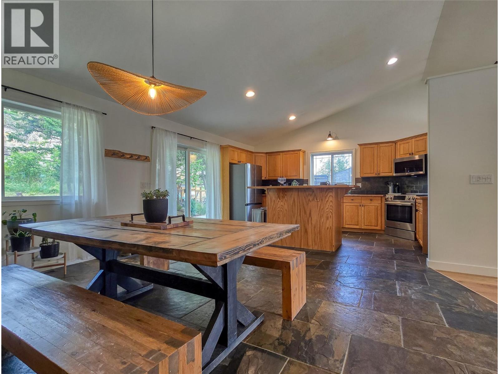 781 Westridge Drive, Invermere, British Columbia  V0A 1K4 - Photo 16 - 10394597