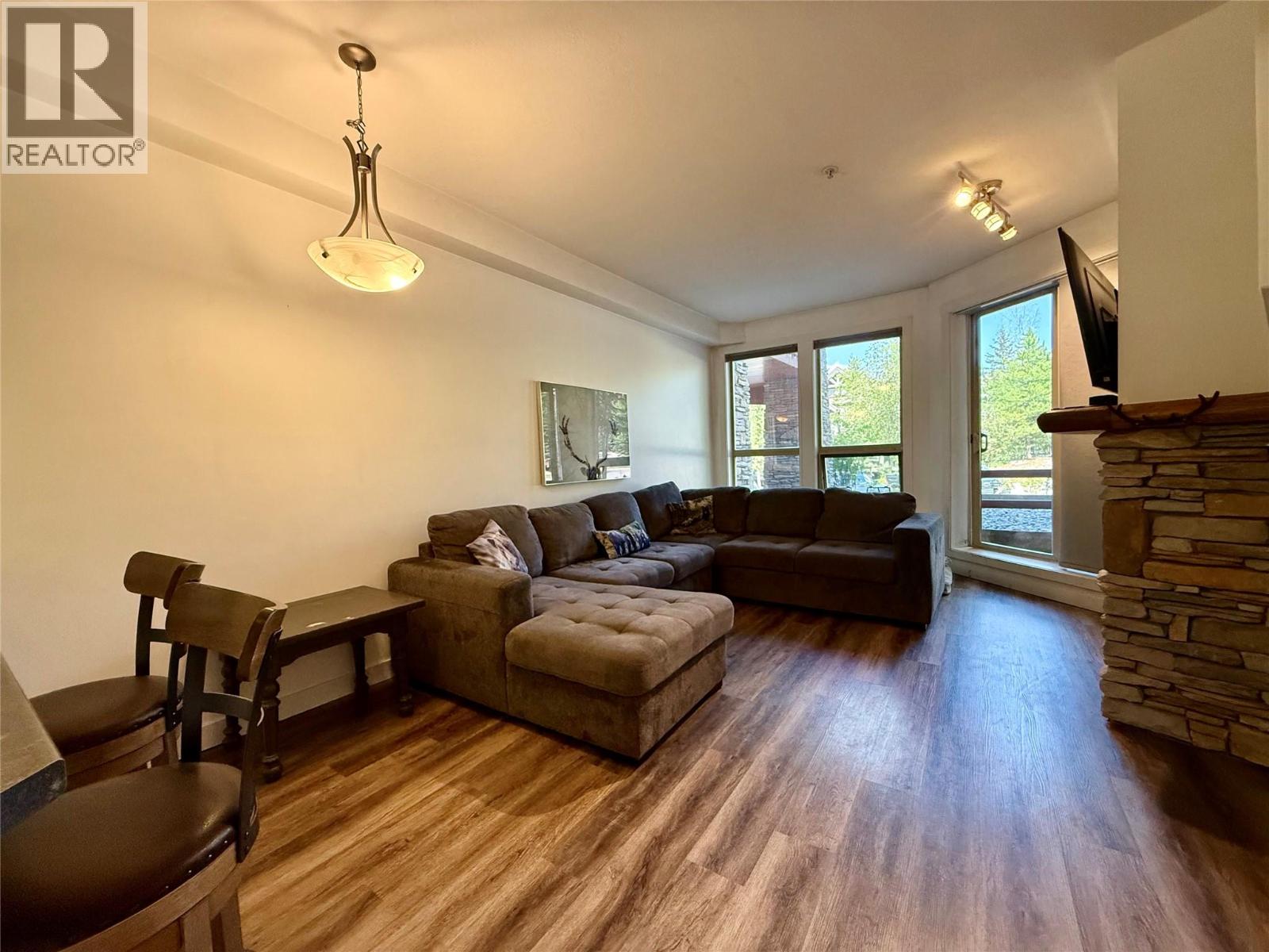 2080 Summit Drive Unit# 214, Panorama, British Columbia  V0A 1T0 - Photo 7 - 10395334