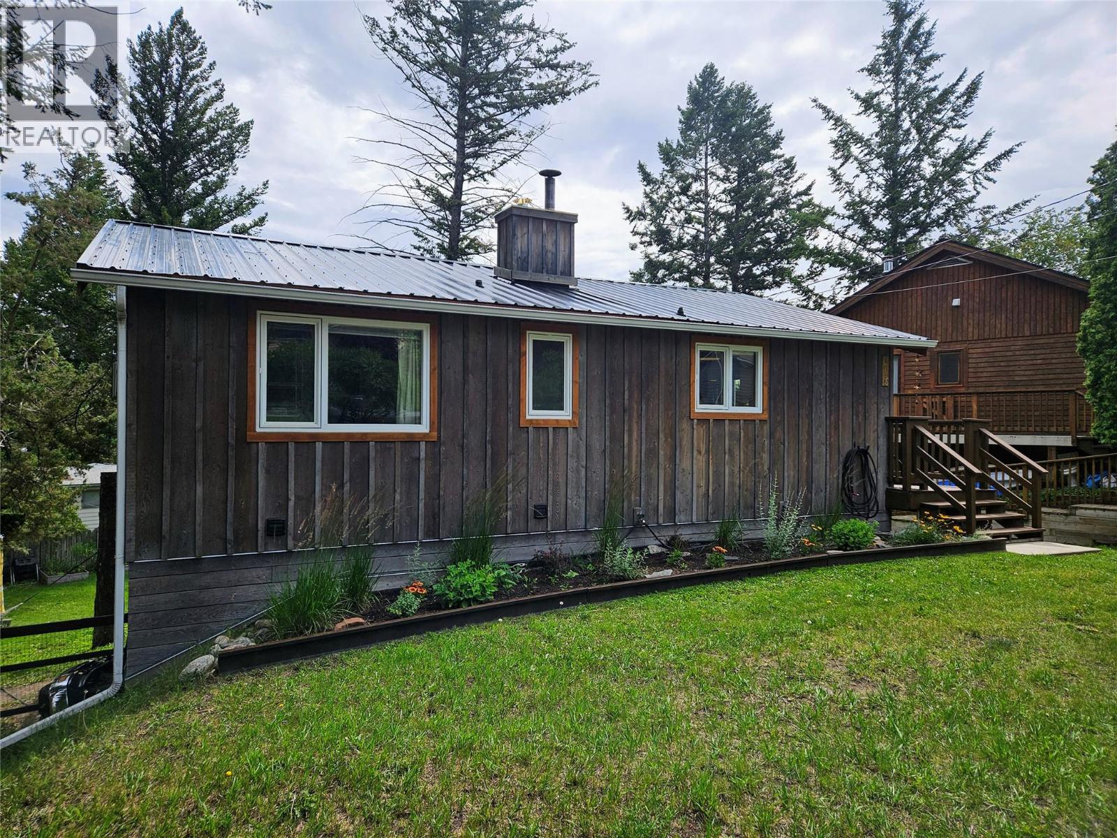 1705 9th Avenue, Invermere, British Columbia  V0A 1K0 - Photo 4 - 10395223