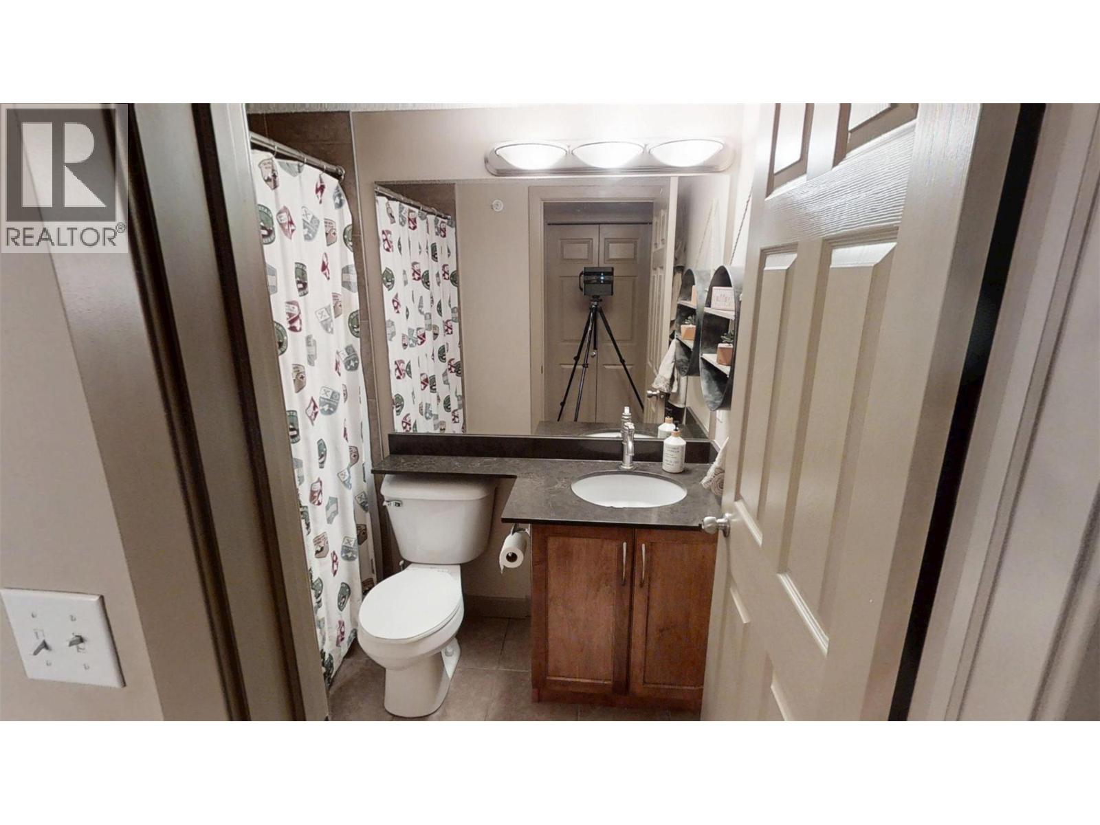205 Third Avenue Unit# 1403, Invermere, British Columbia  V0A 1K7 - Photo 28 - 10395205