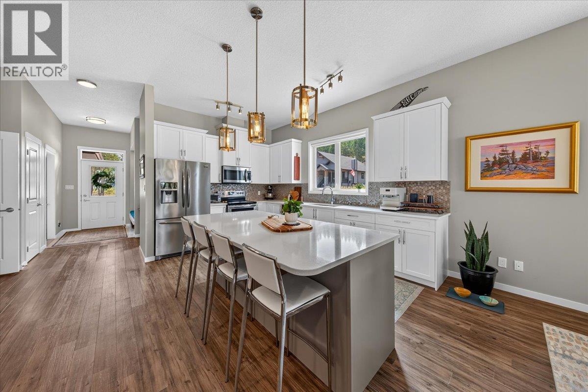 1897 Pineridge Mountain Link, Invermere, British Columbia  V0A 1K4 - Photo 11 - 10395213