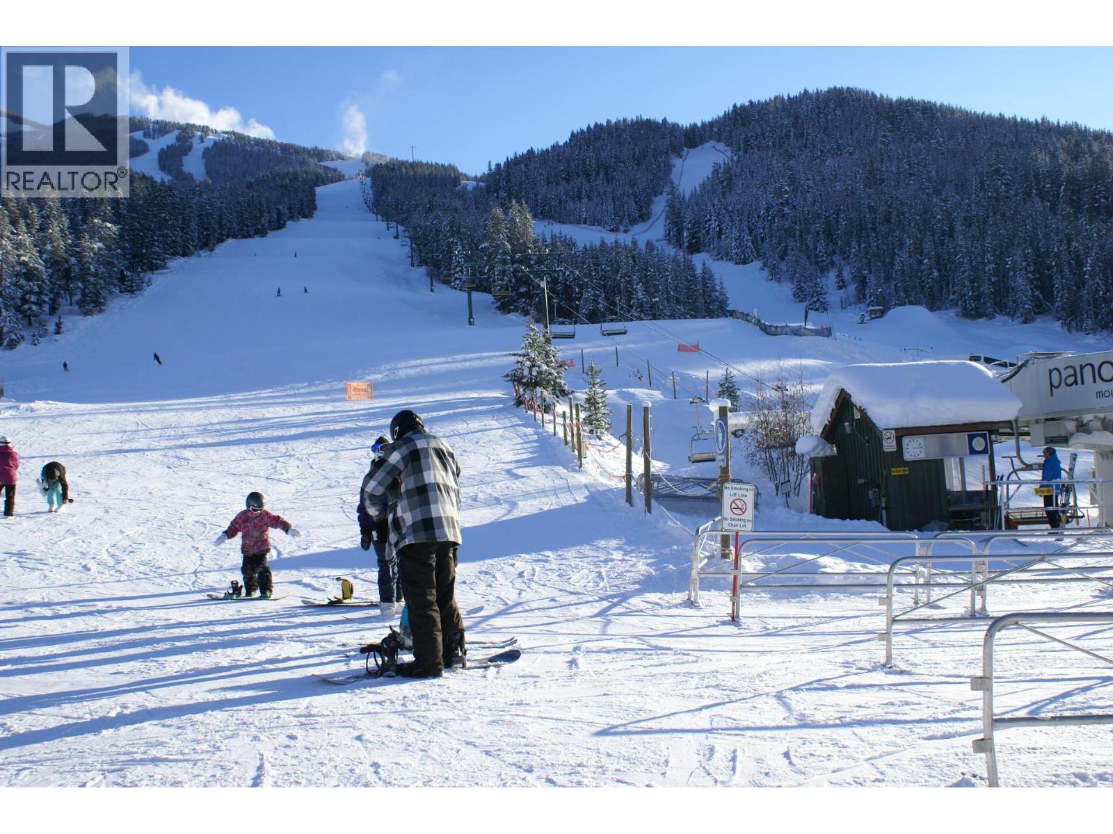 2090 Summit Drive Unit# 203, Panorama, British Columbia  V0A 1T0 - Photo 33 - 10395803