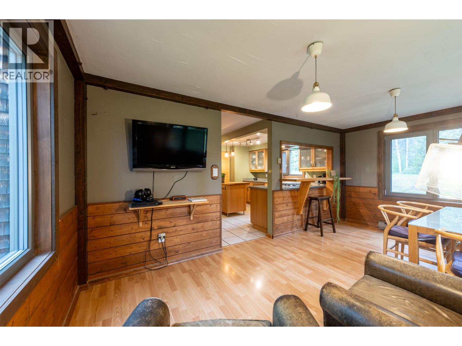 1615 Campbell Road, Golden, British Columbia  V0A 1H7 - Photo 23 - 10395850