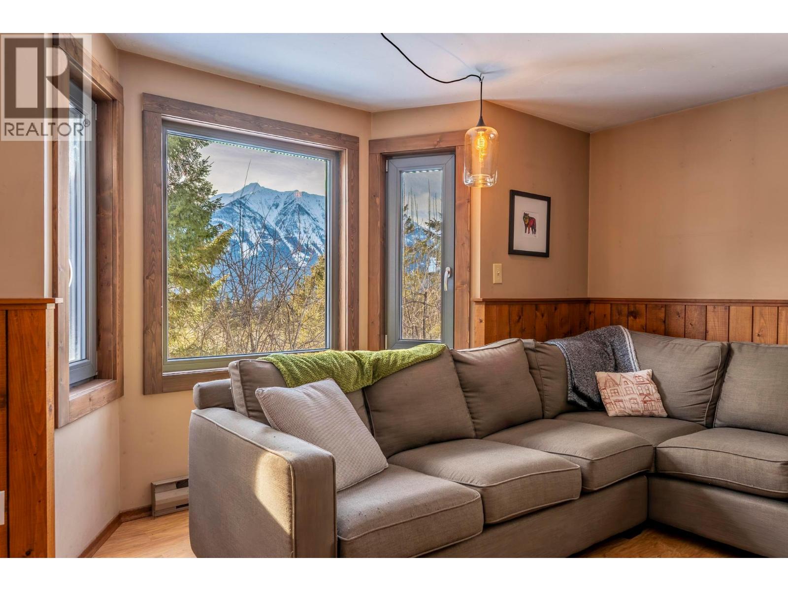 1615 Campbell Road, Golden, British Columbia  V0A 1H7 - Photo 28 - 10395850