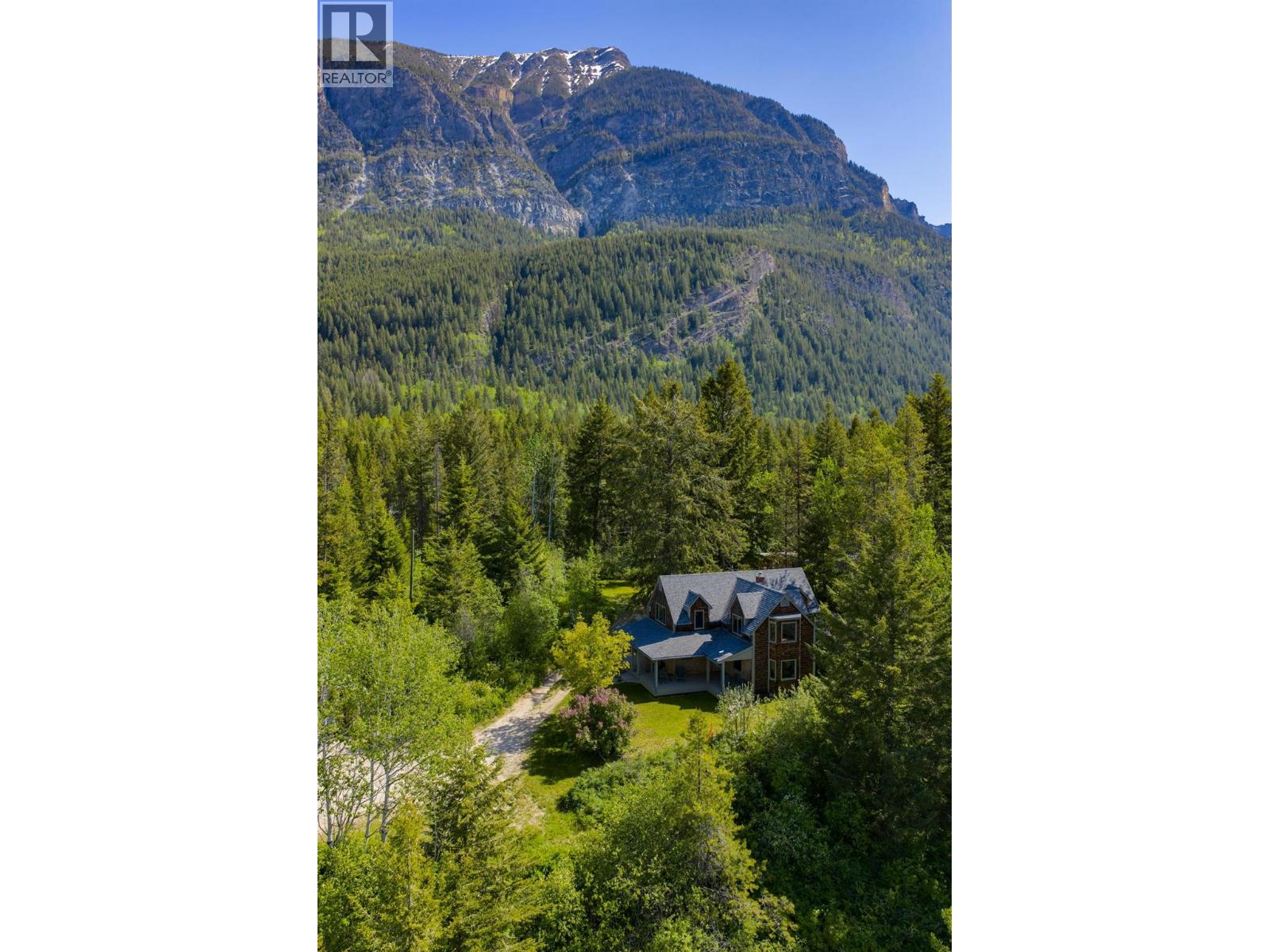 1615 Campbell Road, Golden, British Columbia  V0A 1H7 - Photo 64 - 10395850