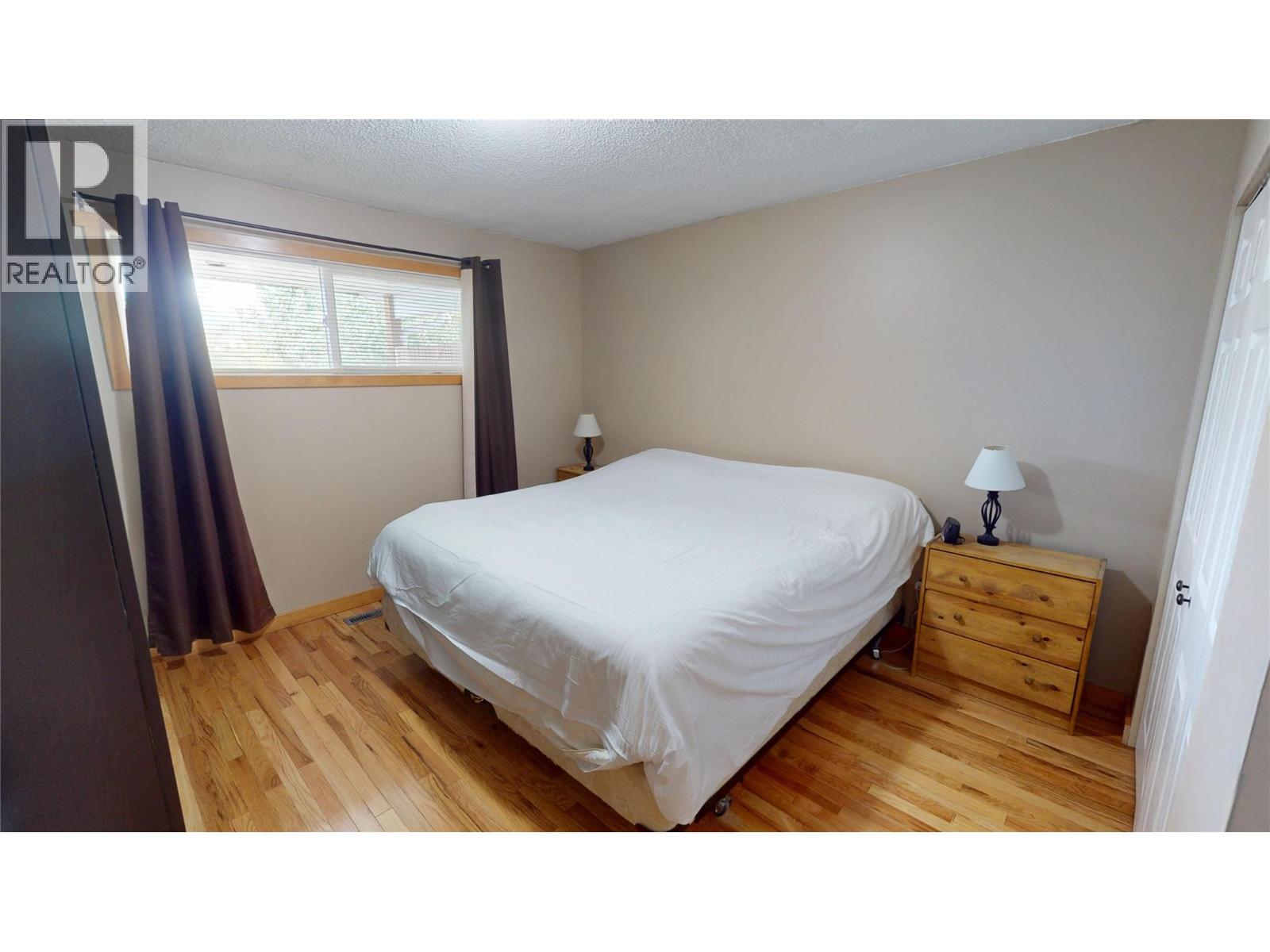 910 5th Ave Avenue, Invermere, British Columbia  V0A 1K0 - Photo 16 - 10395785