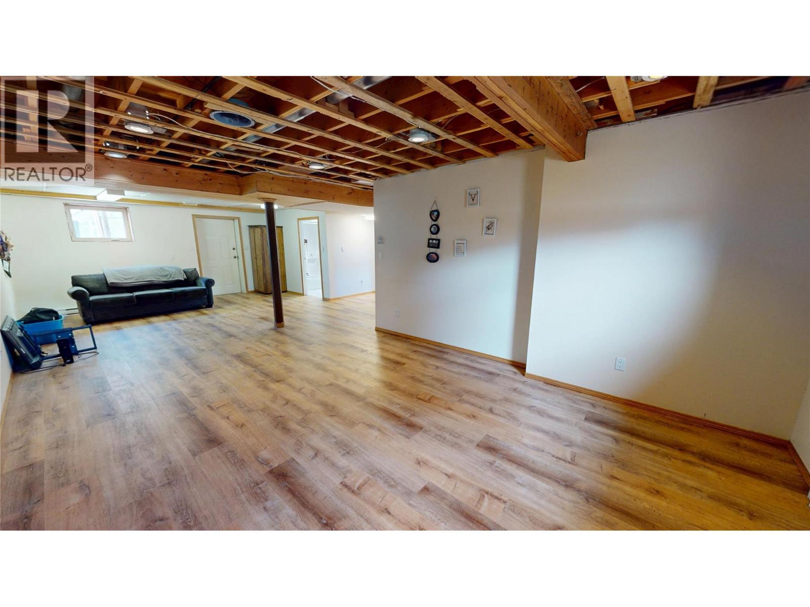 910 5th Ave Avenue, Invermere, British Columbia  V0A 1K0 - Photo 19 - 10395785
