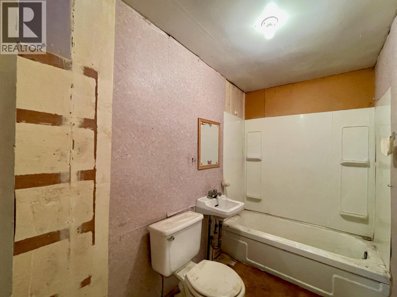 3455 Parson Frontage Road, Golden, British Columbia  V0A 1L0 - Photo 10 - 10396042