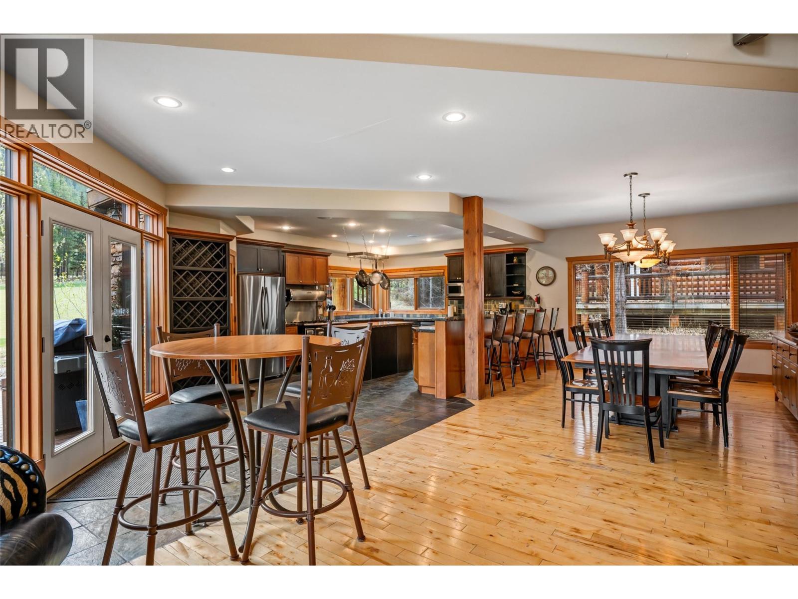 1802 Greywolf Drive, Panorama, British Columbia  V0A 1T0 - Photo 10 - 10396017