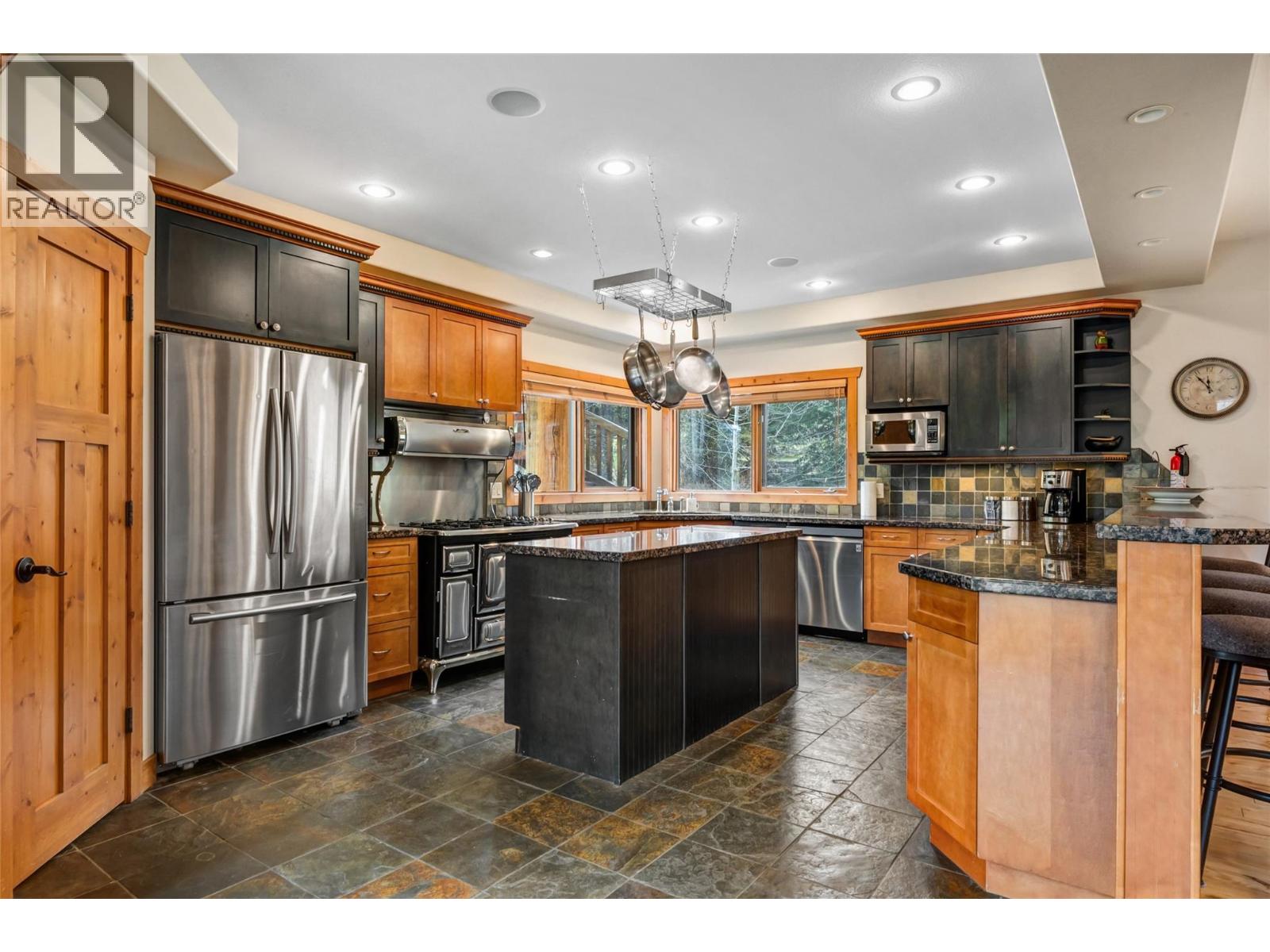 1802 Greywolf Drive, Panorama, British Columbia  V0A 1T0 - Photo 13 - 10396017