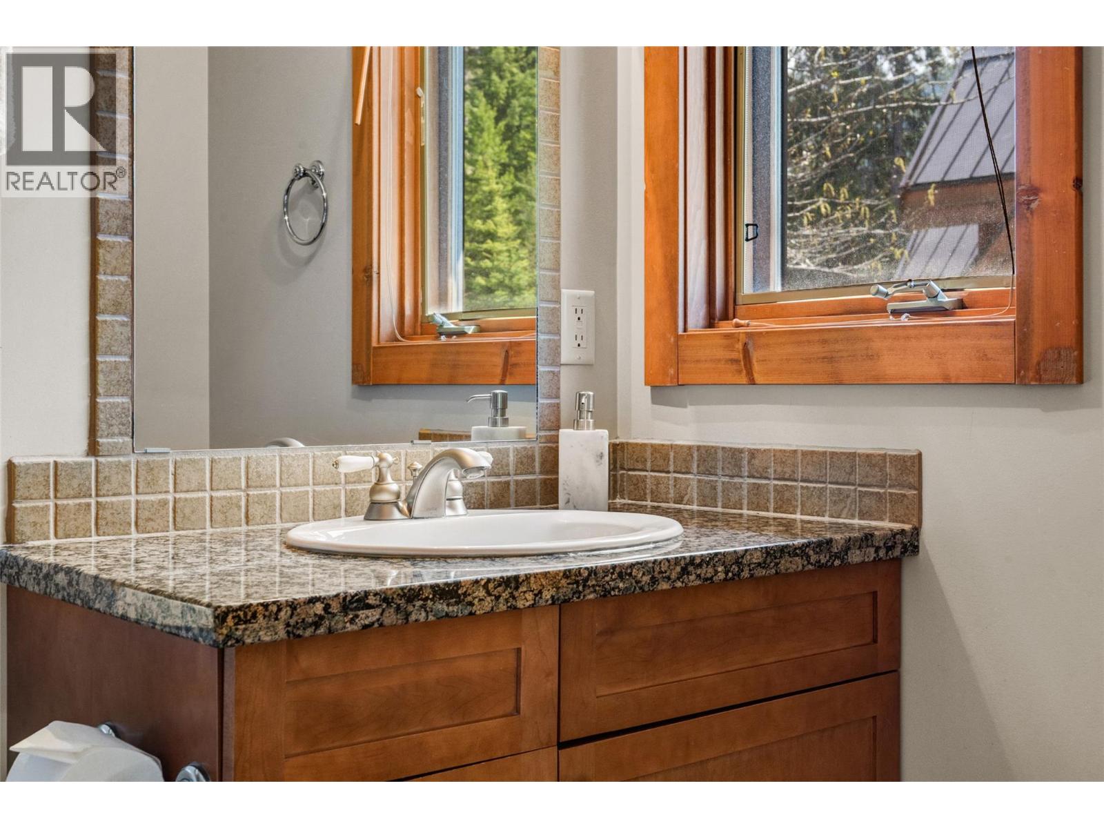 1802 Greywolf Drive, Panorama, British Columbia  V0A 1T0 - Photo 47 - 10396017