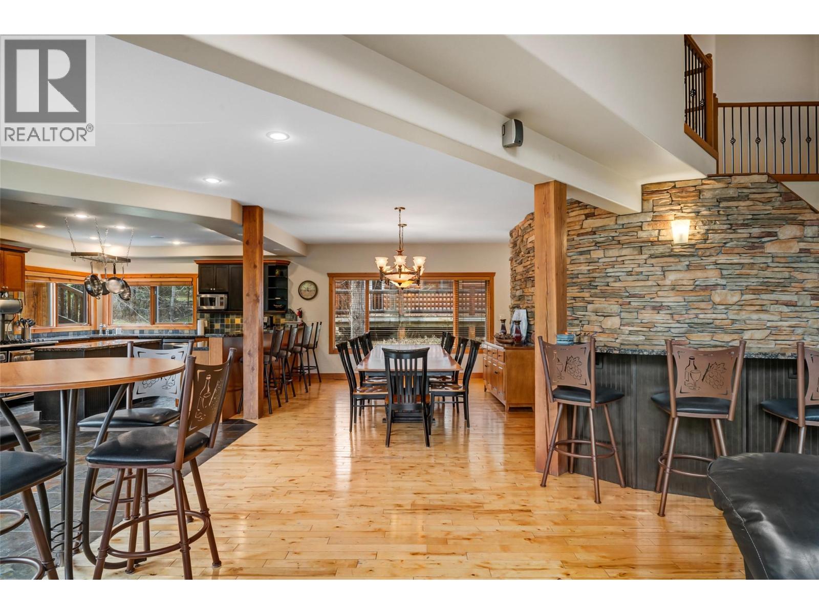 1802 Greywolf Drive, Panorama, British Columbia  V0A 1T0 - Photo 9 - 10396017