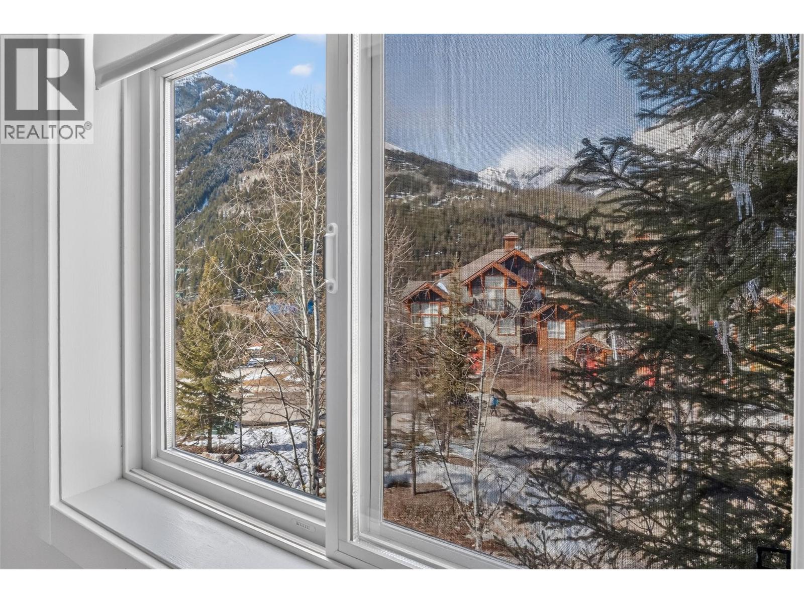 2050 Summit Drive Unit# 202, Panorama, British Columbia  V0A 1T0 - Photo 26 - 10396502