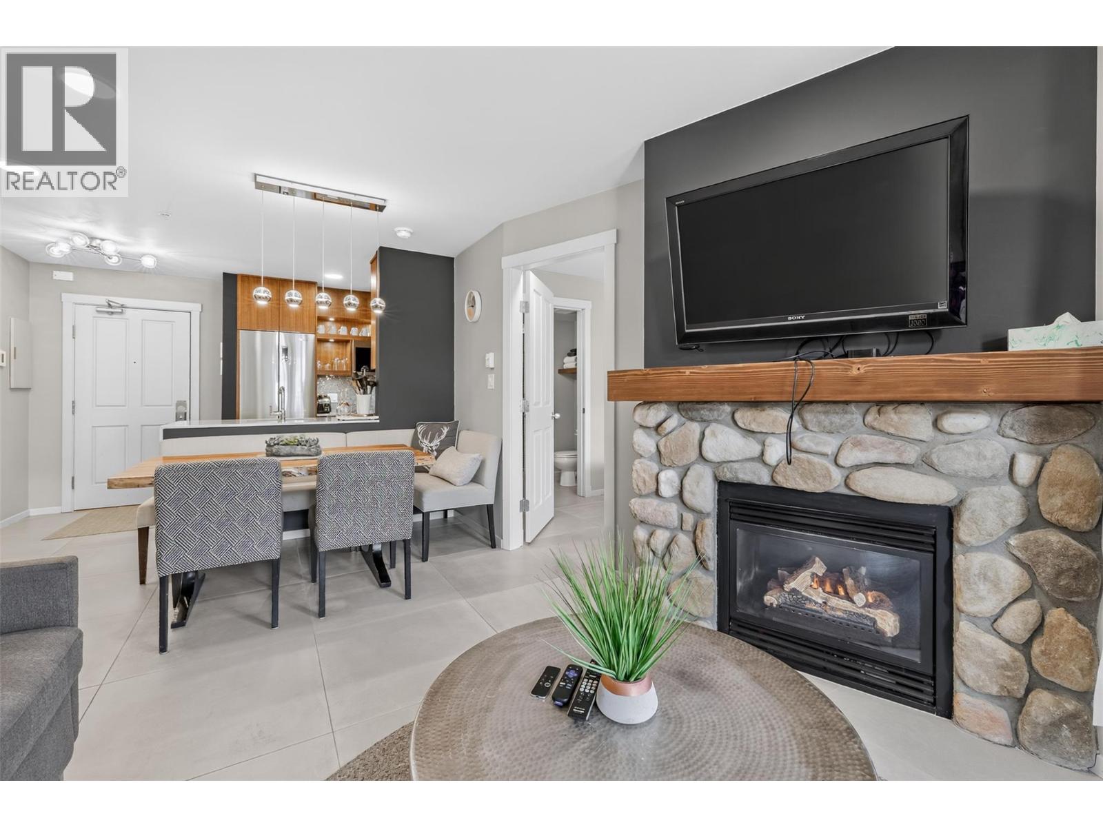 2050 Summit Drive Unit# 202, Panorama, British Columbia  V0A 1T0 - Photo 6 - 10396502