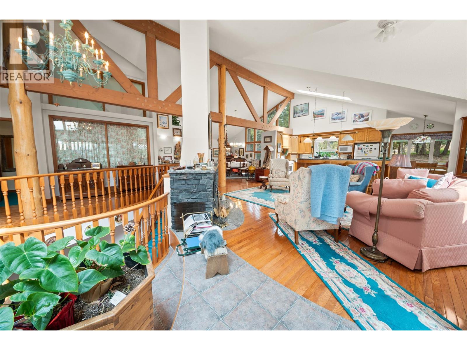 8038 Mcintosh Loop Road, Dry Gulch, British Columbia  V0A 1M0 - Photo 19 - 10396518