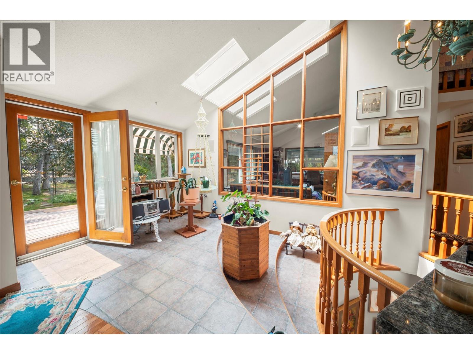 8038 Mcintosh Loop Road, Dry Gulch, British Columbia  V0A 1M0 - Photo 24 - 10396518
