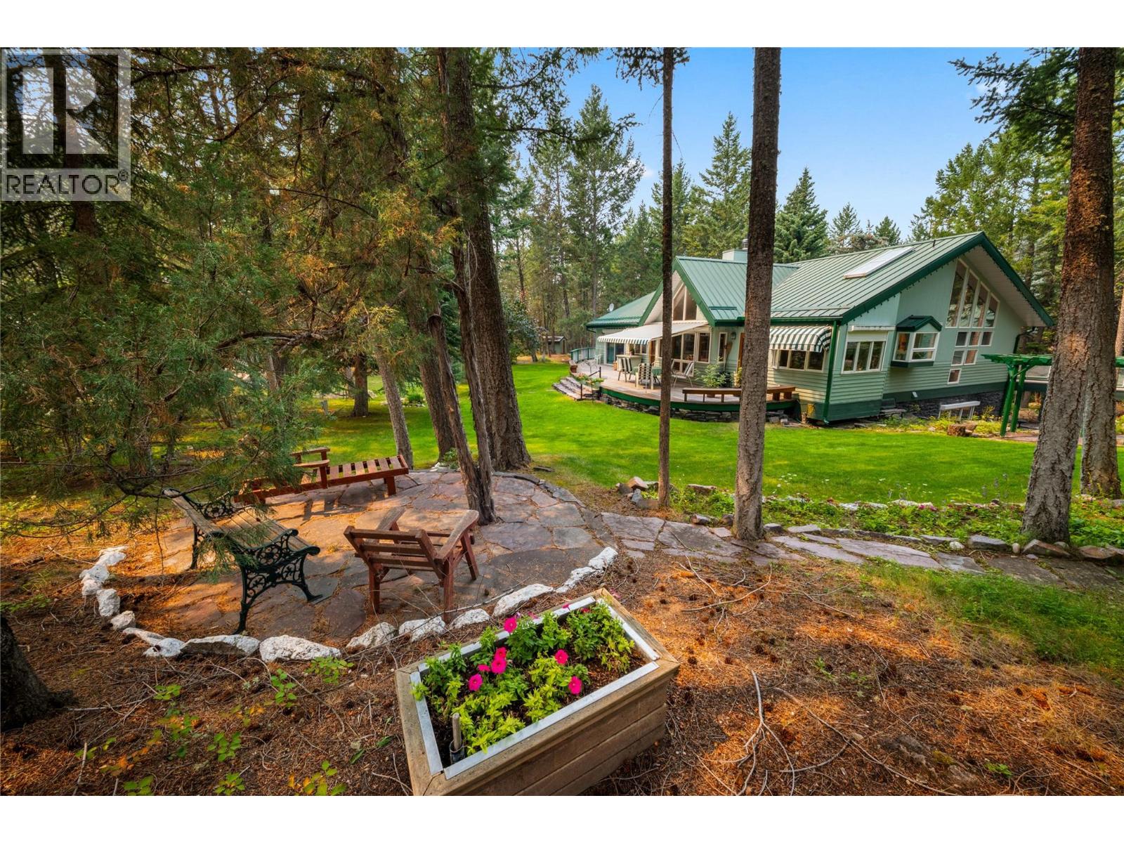 8038 Mcintosh Loop Road, Dry Gulch, British Columbia  V0A 1M0 - Photo 4 - 10396518