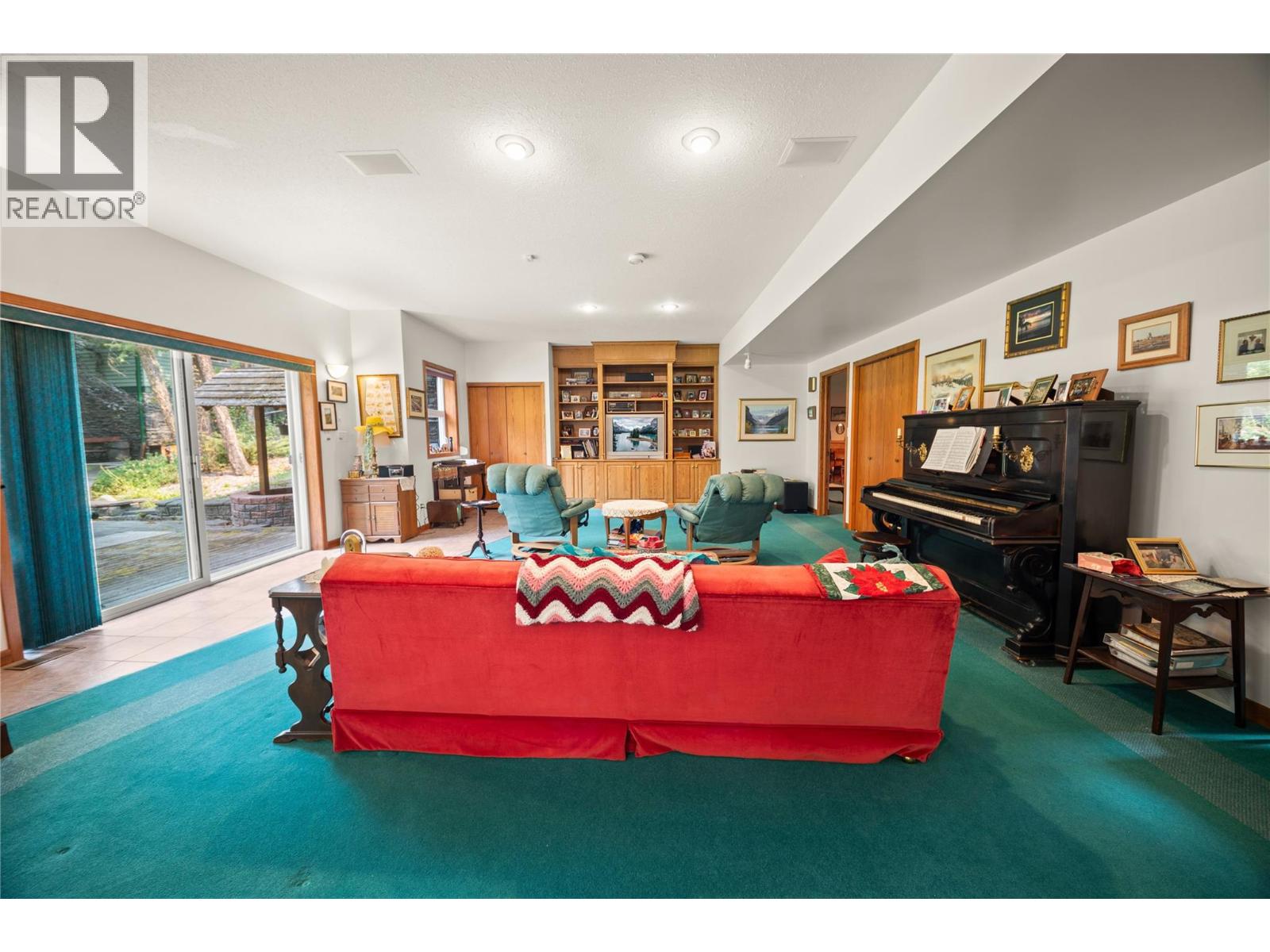 8038 Mcintosh Loop Road, Dry Gulch, British Columbia  V0A 1M0 - Photo 42 - 10396518