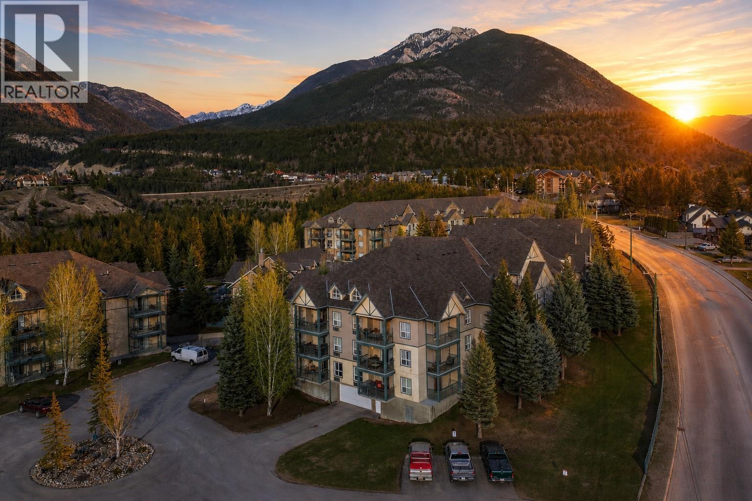 4767 Forsters Landing Road Unit# 205, Radium Hot Springs, British Columbia