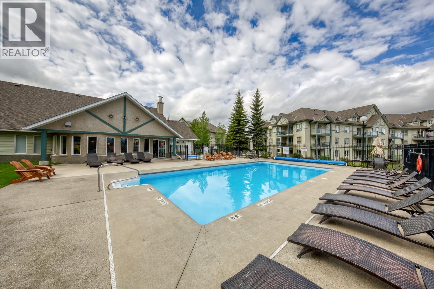 4767 Forsters Landing Road Unit# 205, Radium Hot Springs, British Columbia  V0A 1M0 - Photo 2 - 10396584
