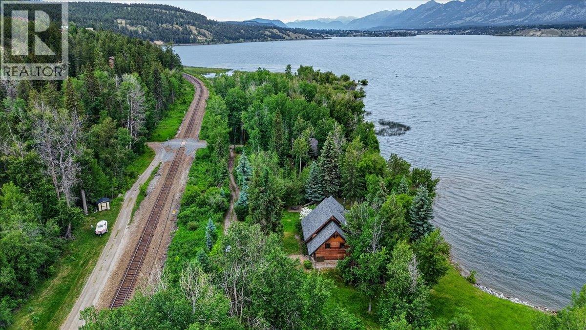 4404 Coy Road, Invermere, British Columbia  V0A 1K4 - Photo 12 - 10393394