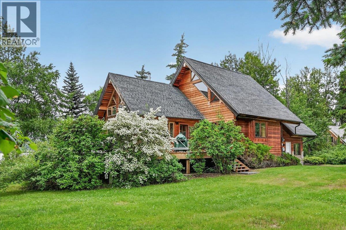 4404 Coy Road, Invermere, British Columbia  V0A 1K4 - Photo 3 - 10393394