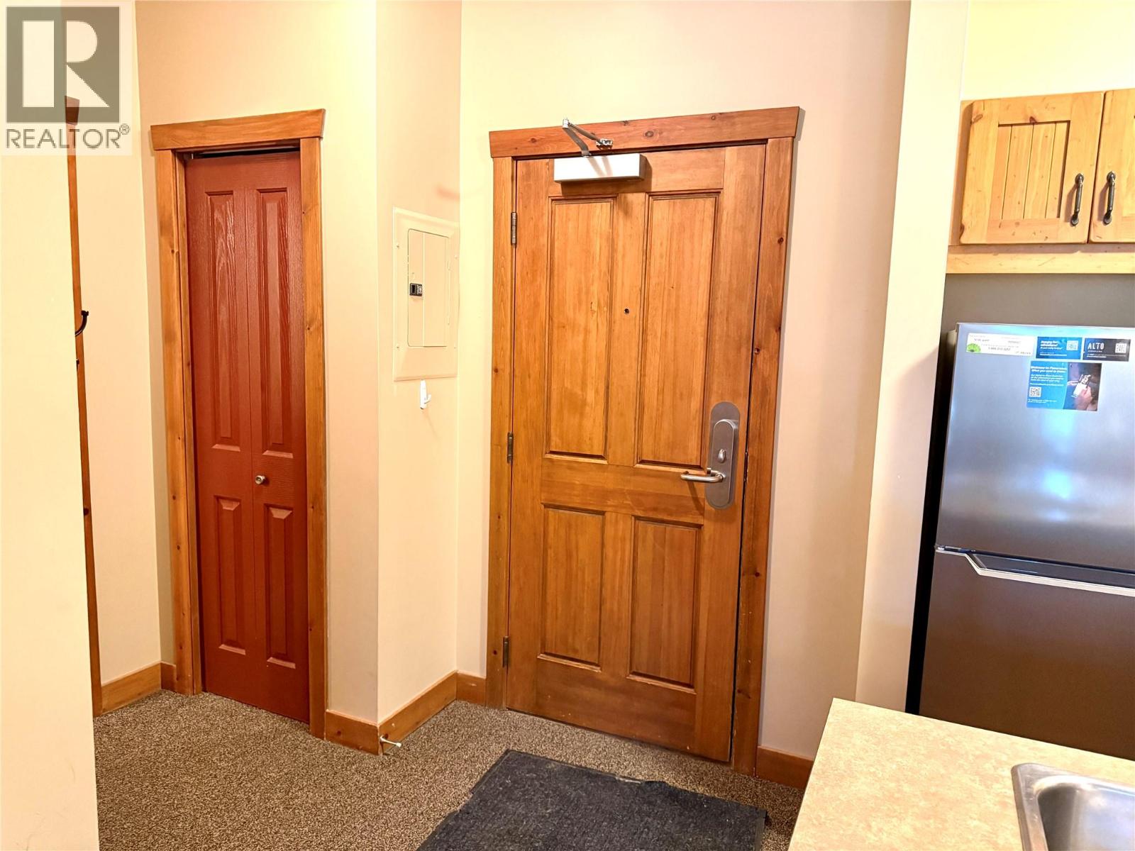 2090 Summit Drive Unit# 106, Panorama, British Columbia  V0A 1T0 - Photo 3 - 10396788