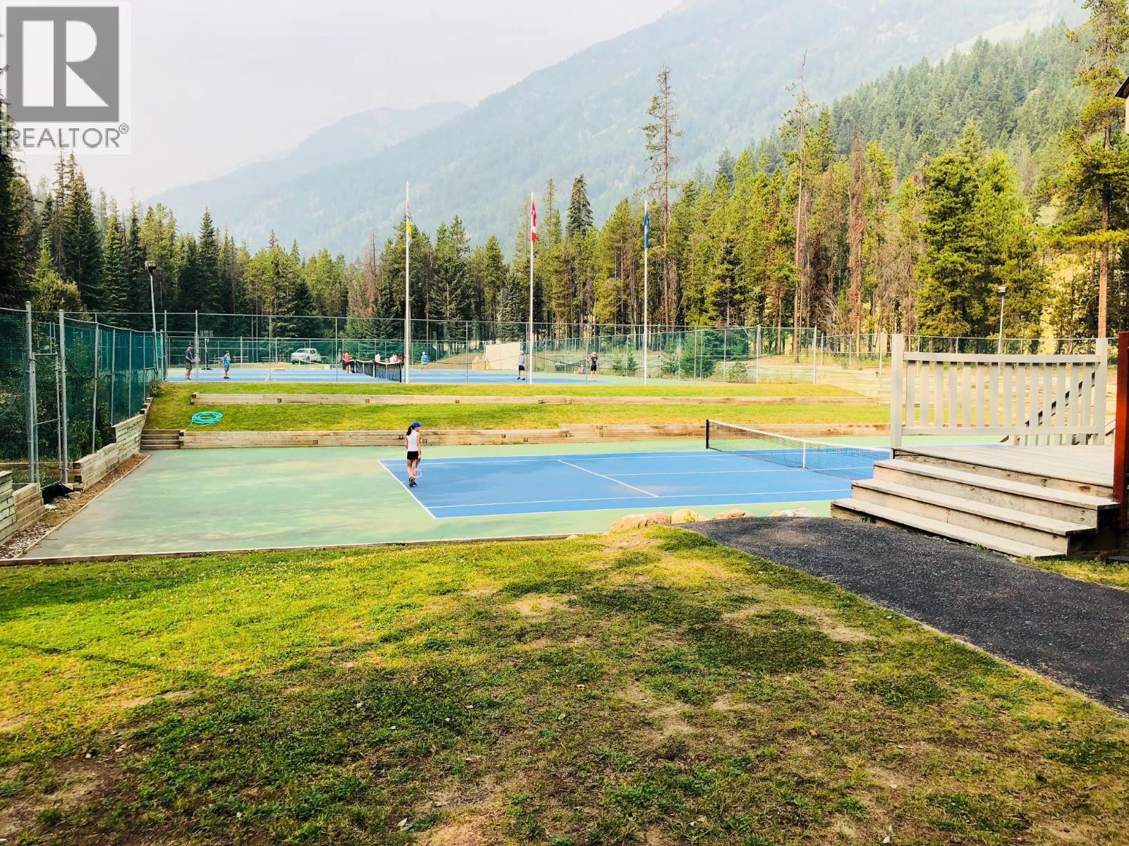 2090 Summit Drive Unit# 106, Panorama, British Columbia  V0A 1T0 - Photo 32 - 10396788