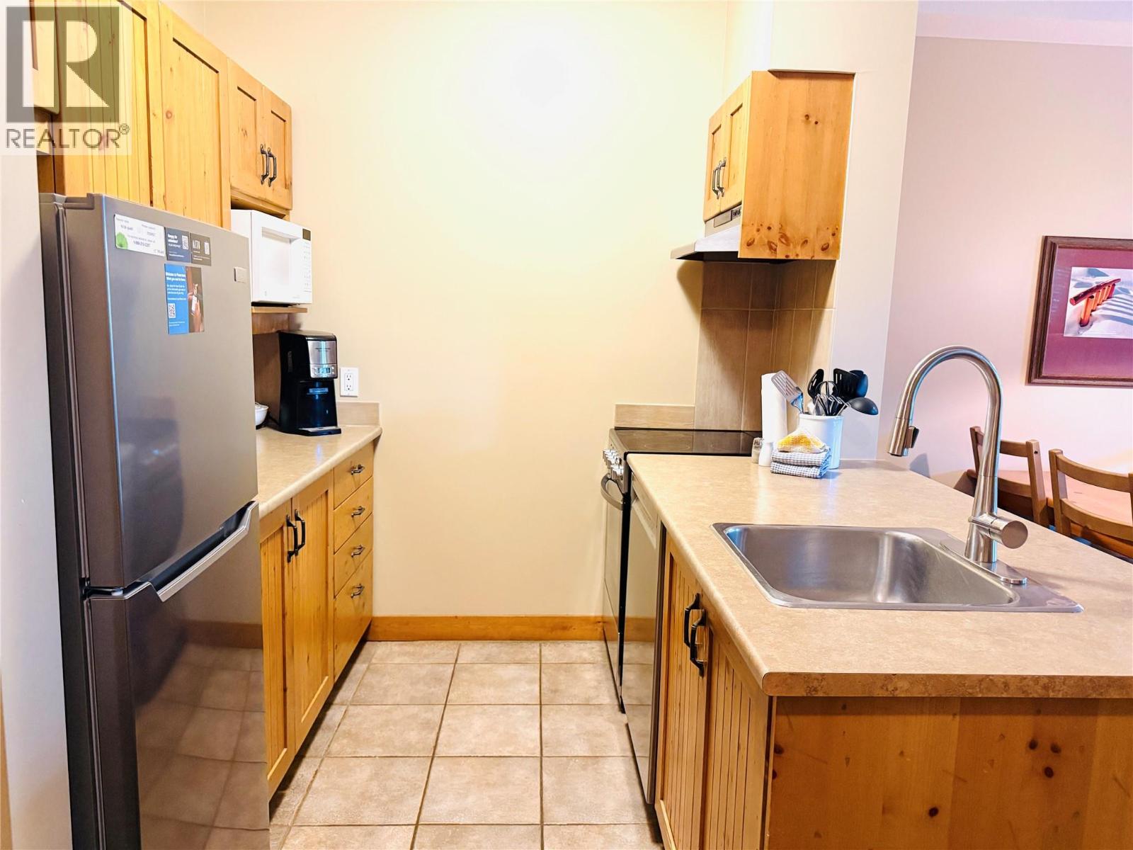 2090 Summit Drive Unit# 106, Panorama, British Columbia  V0A 1T0 - Photo 6 - 10396788