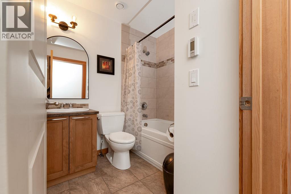 906 6th Avenue Unit# 1, Invermere, British Columbia  V0A 1K0 - Photo 18 - 10396876