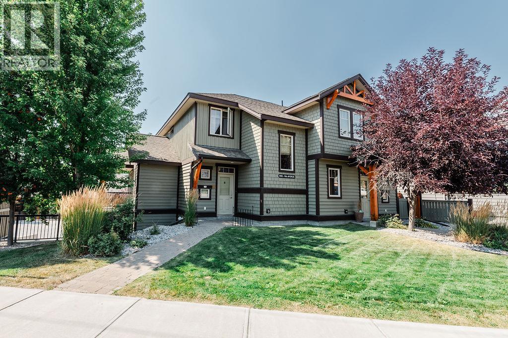 906 6th Avenue Unit# 1, Invermere, British Columbia  V0A 1K0 - Photo 2 - 10396876