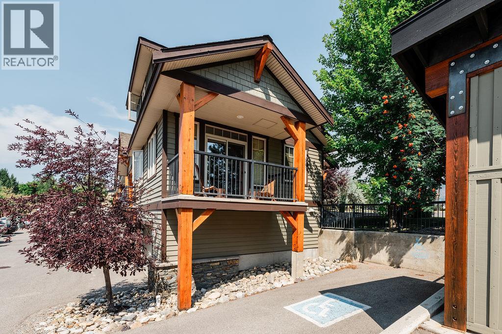 906 6th Avenue Unit# 1, Invermere, British Columbia  V0A 1K0 - Photo 4 - 10396876