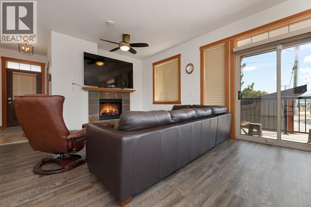 906 6th Avenue Unit# 1, Invermere, British Columbia  V0A 1K0 - Photo 5 - 10396876