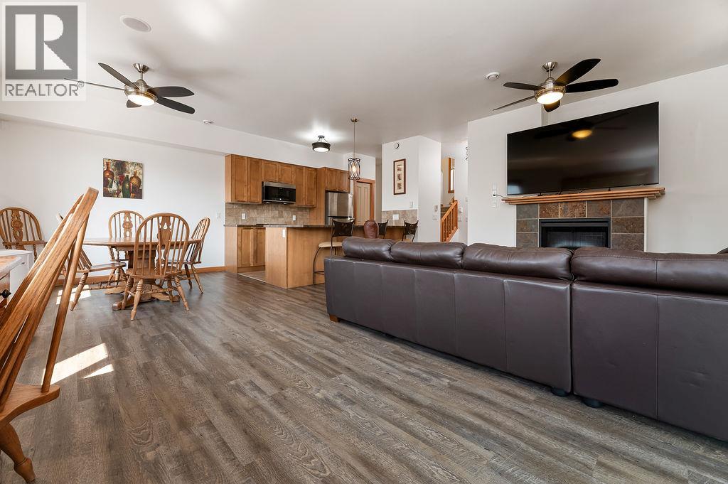 906 6th Avenue Unit# 1, Invermere, British Columbia  V0A 1K0 - Photo 6 - 10396876