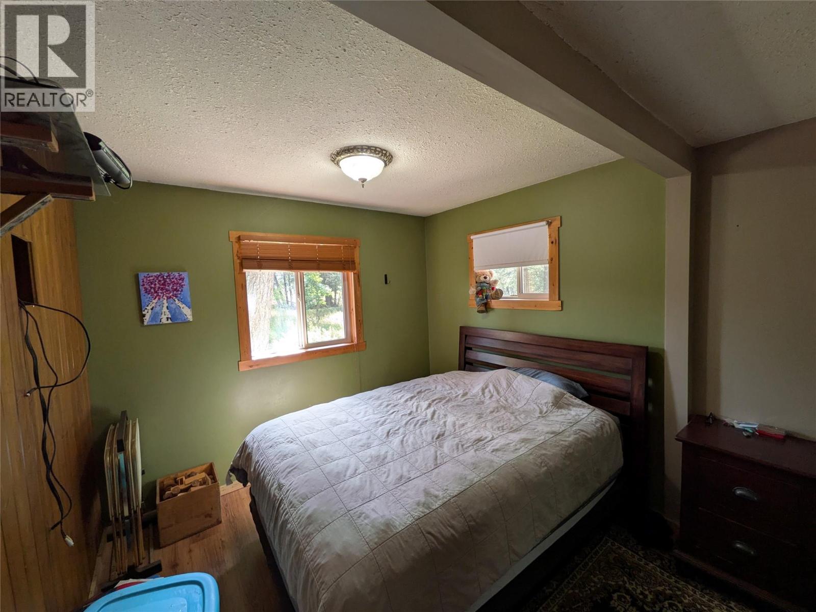5564/5574 Highway 95 Highway, Edgewater, British Columbia  V0A 1E0 - Photo 42 - 10396914