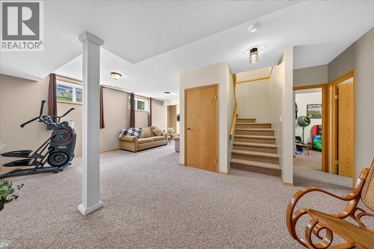 794 Westridge Drive, Invermere, British Columbia  V0A 1K4 - Photo 19 - 10397047
