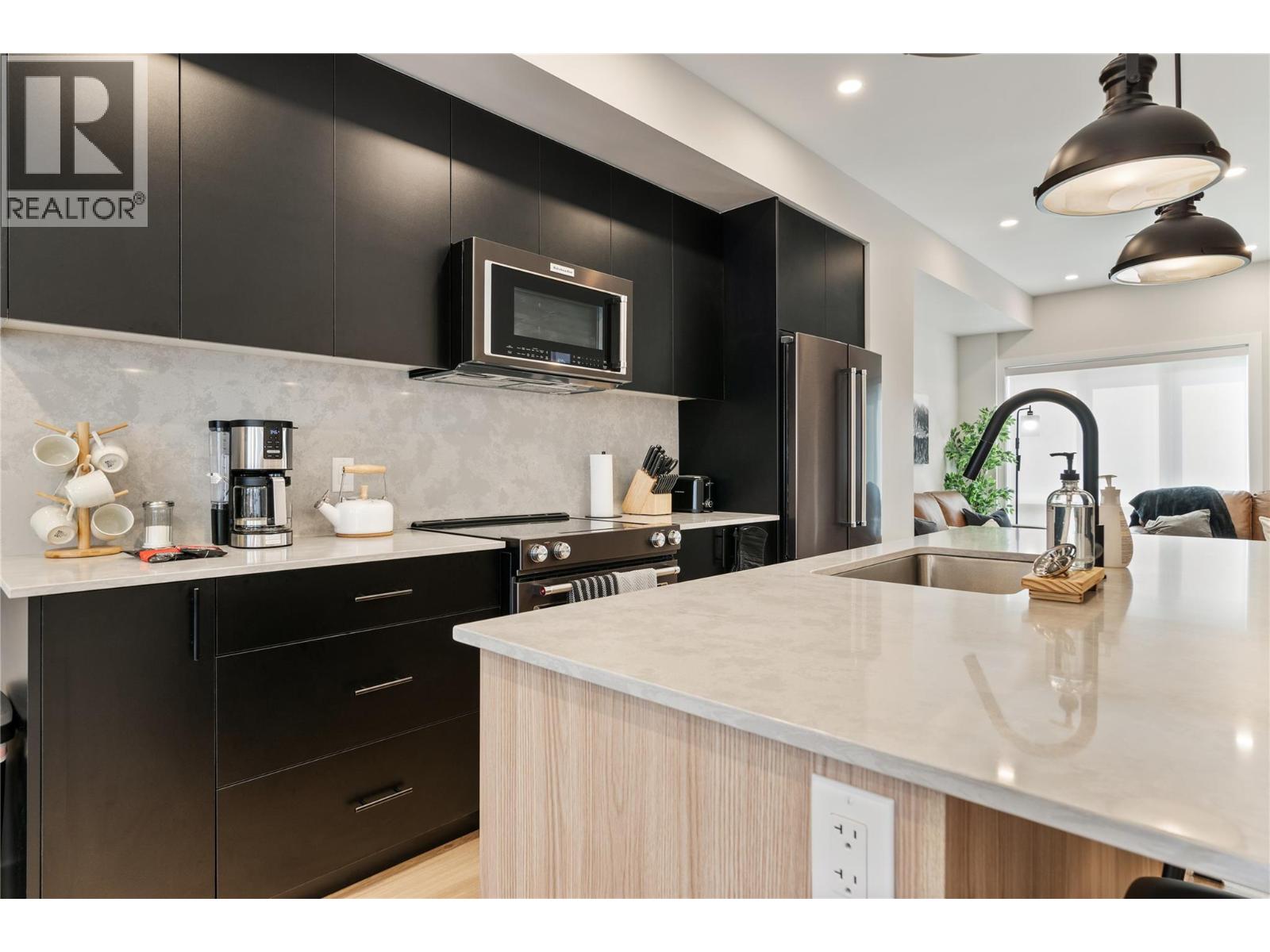 2116 Panorama Drive Unit# 403, Panorama, British Columbia  V0A 1T0 - Photo 7 - 10397278