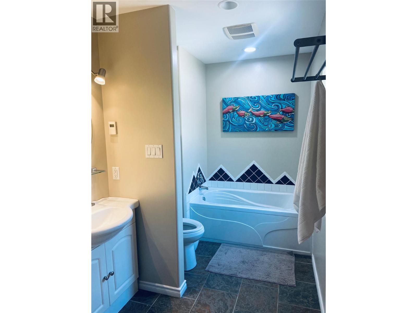 916 13 Street S, Golden, British Columbia  V0A 1H0 - Photo 13 - 10397222