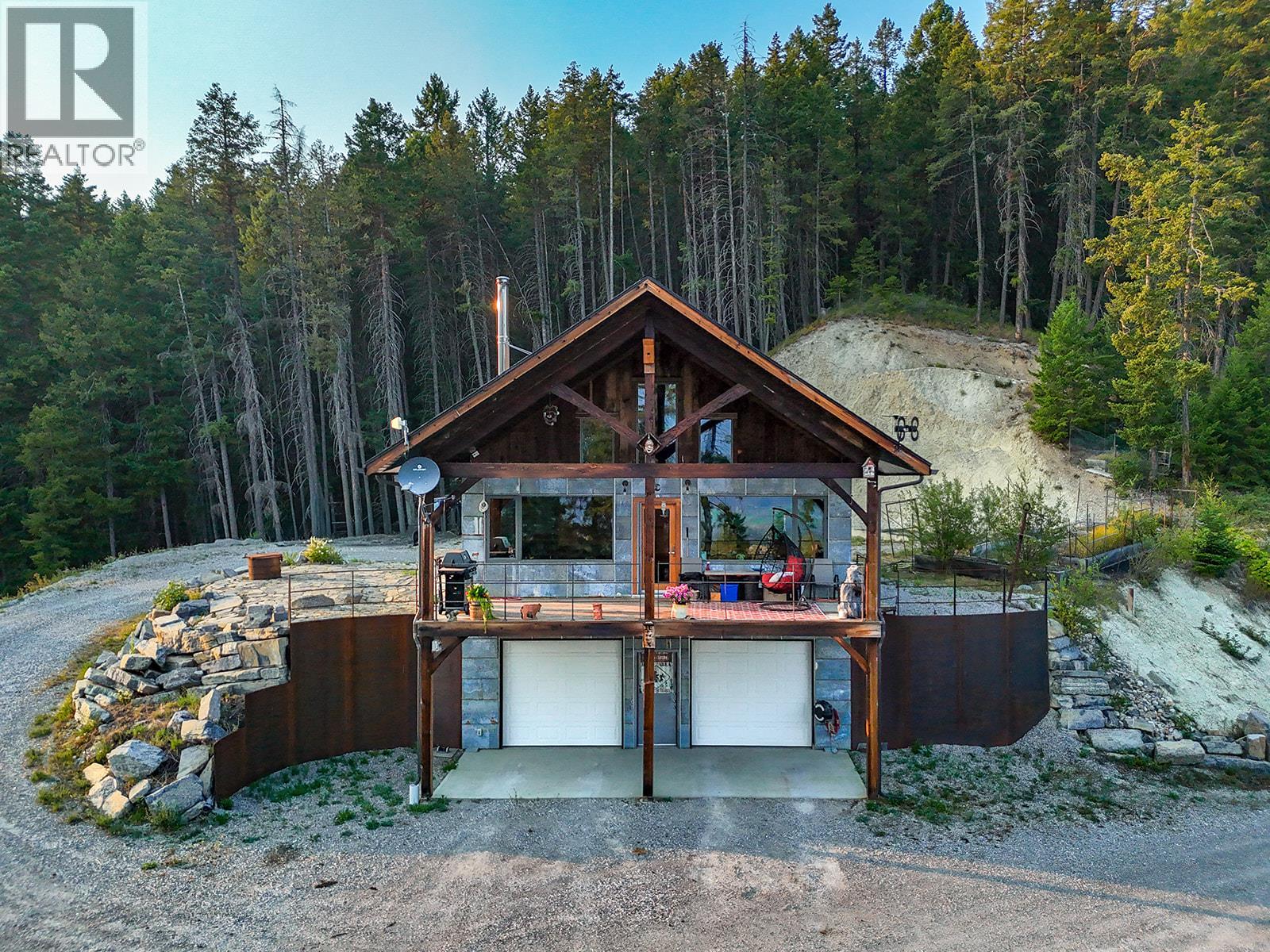 2023 McMurdo Road, Golden, British Columbia
