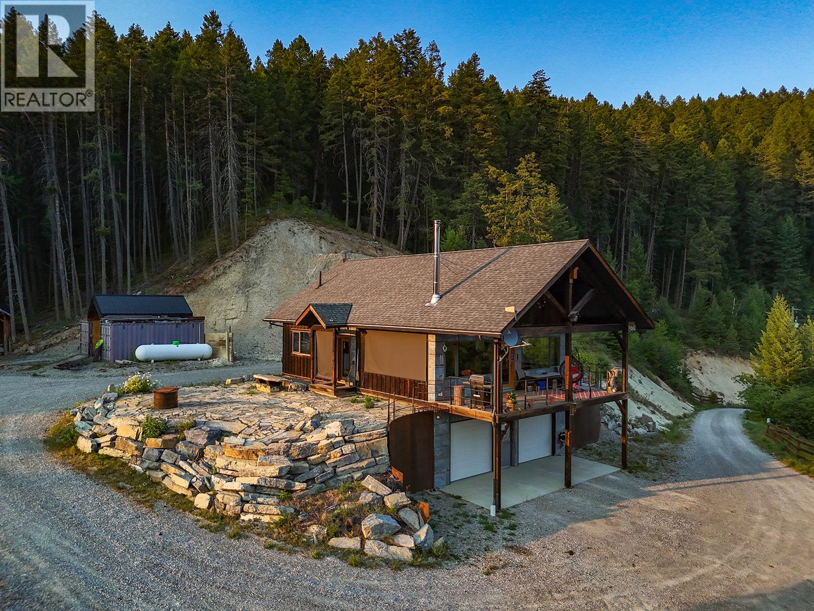2023 Mcmurdo Road, Golden, British Columbia  V0A 1H4 - Photo 31 - 10397495